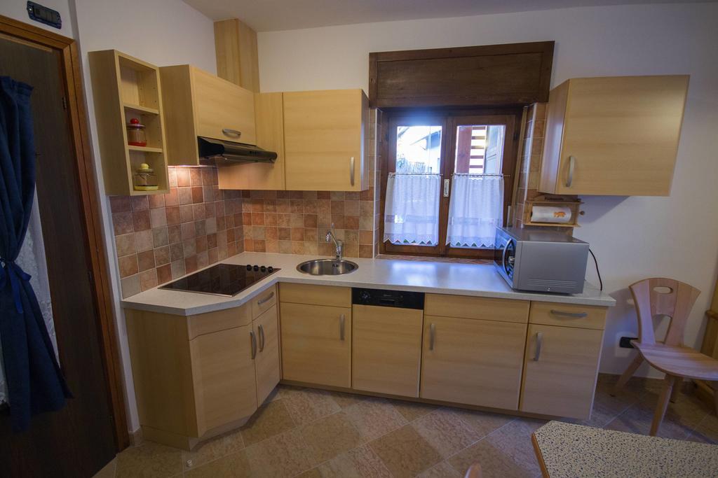 Appartamenti Dolomiti Moena Phòng bức ảnh