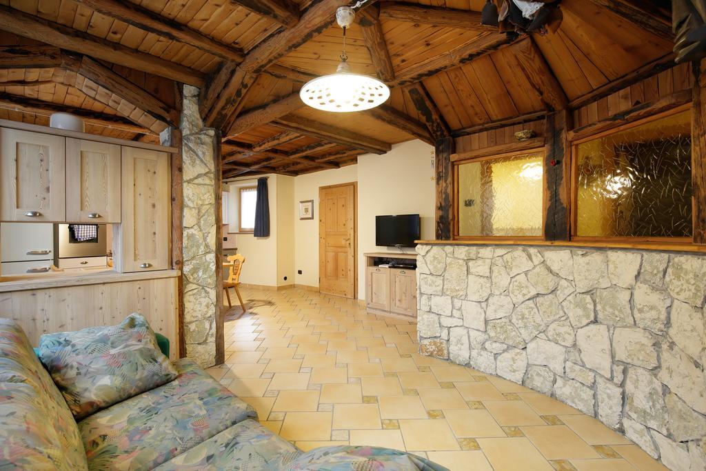 Appartamenti Dolomiti Moena Phòng bức ảnh